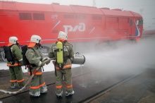 В Оренбургской области загорелся железнодорожный состав